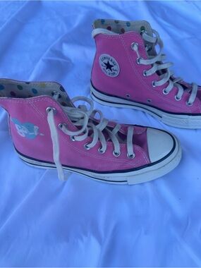Converse Pink High-Top Sneakers for Kids with Polka Dot Lining